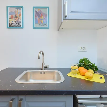 Annette Apartment